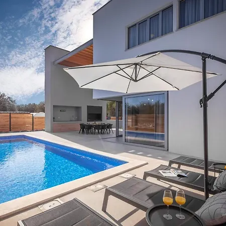 Activia Villa