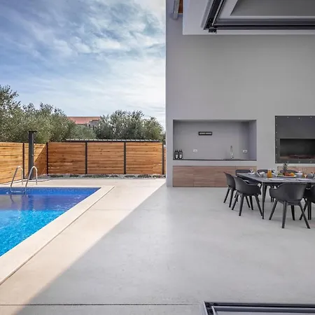 Activia Villa